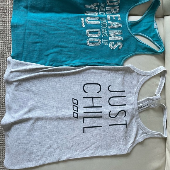 Lorna Jane White Print Fitted Singlet - Picture 2 of 2